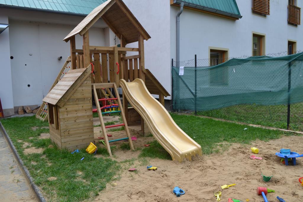 Penzion U Zamecke Zahrady Lipník nad Bečou Exterior foto