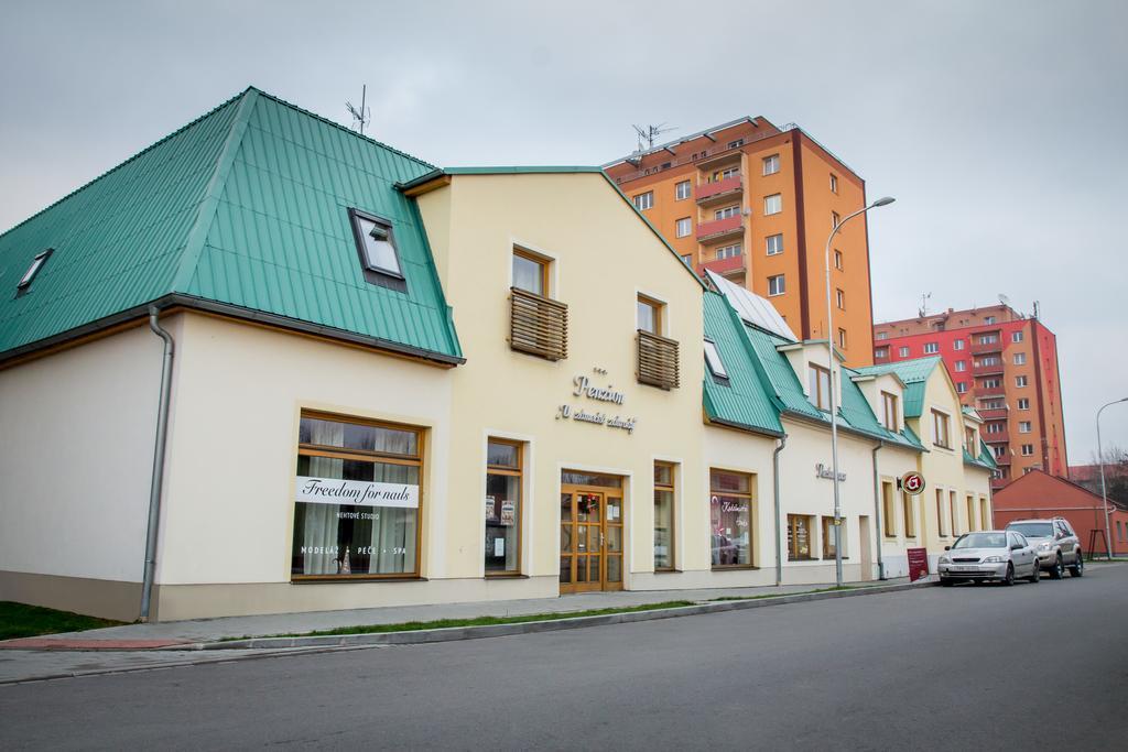 Penzion U Zamecke Zahrady Hotel Lipník nad Bečou Exterior foto