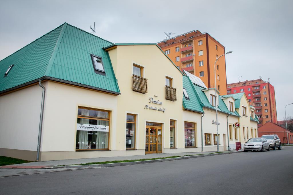 Penzion U Zamecke Zahrady Lipník nad Bečou Exterior foto